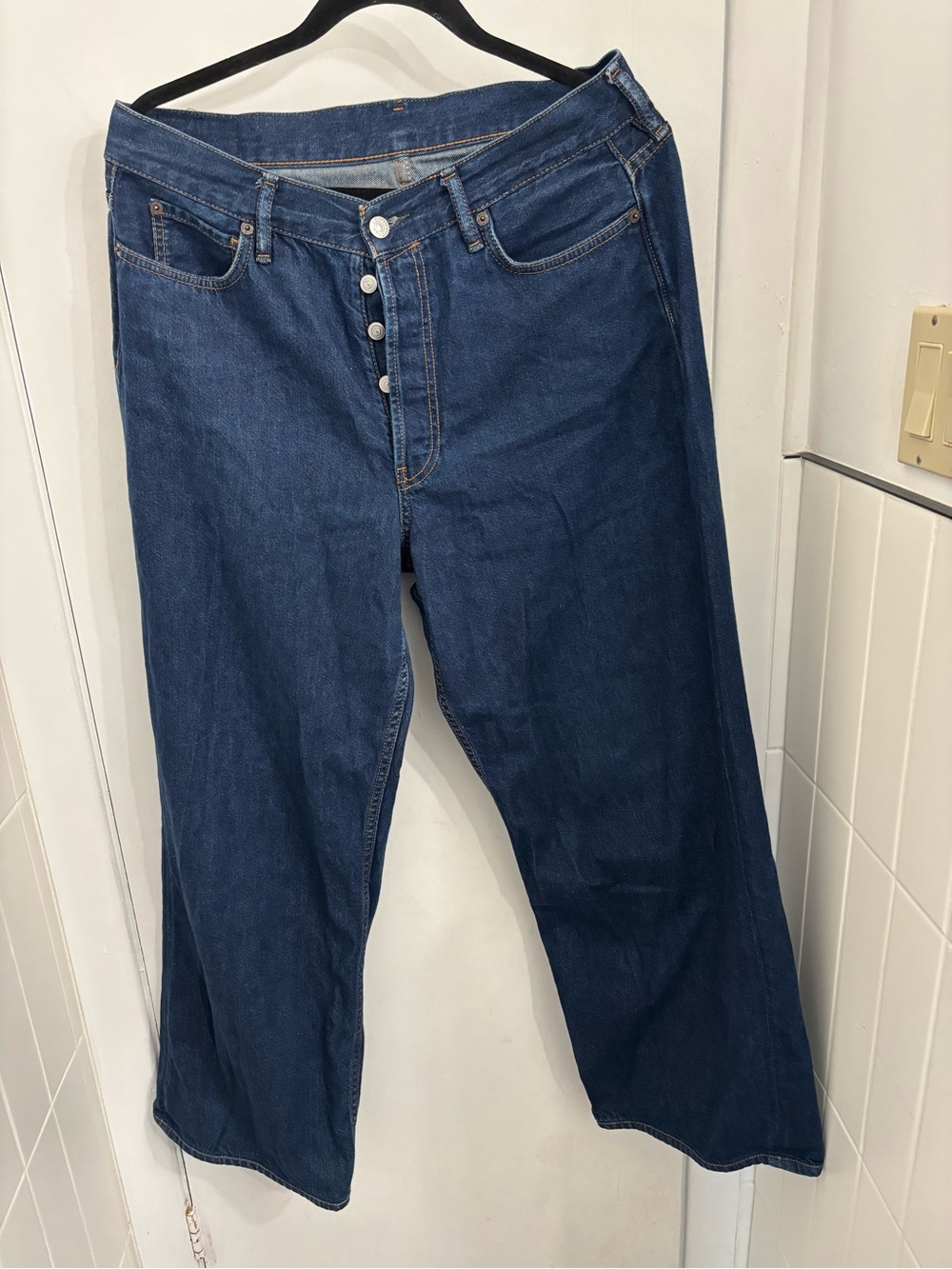 Acne Studios Wide-Leg Flared Jeans in Dark Blue size Euro 40